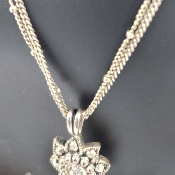 VINTAGE Beautiful Silver & Rhinestone Butterfly Double Pendant Necklace, EUC - Picture 5 of 6